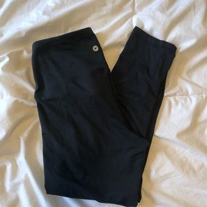 90 Degree Navy Leggings
